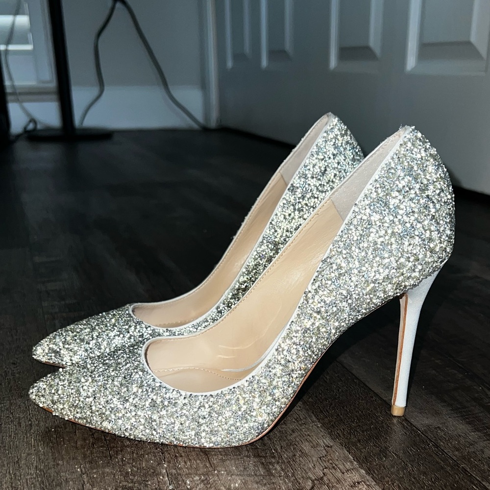 Vince Camuto Heels size 6.5 - Picture 4 of 6